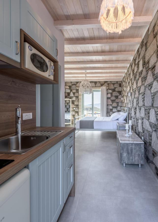 Hilltop Suites Milos Mytakas Exterior foto