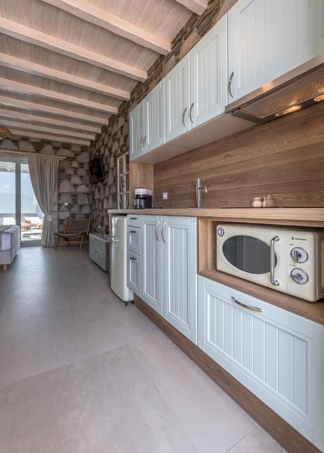 Hilltop Suites Milos Mytakas Exterior foto